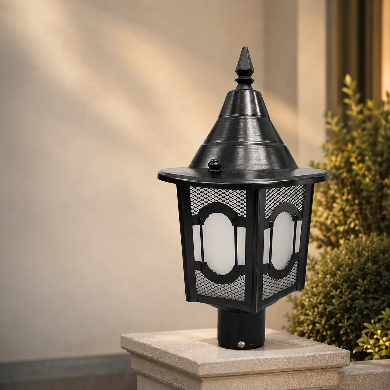Hexagonal Pillar Gate Lantern